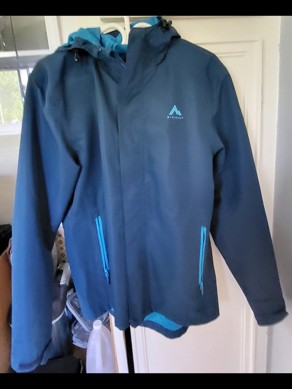 McKinley Men's Waterproof Hooded Raincoat - Navy with Aqua Accents